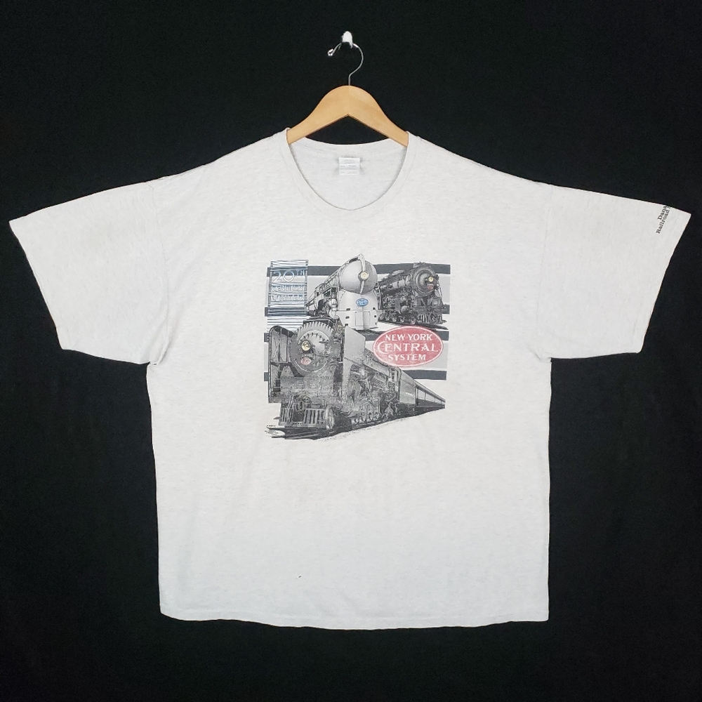 Vintage New York Central System Railroad Train Railway T-shirt